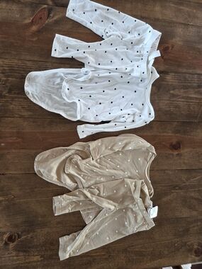 H&M Polka Dot Matching Bodysuit Set in White and Tan - 4 Piece.